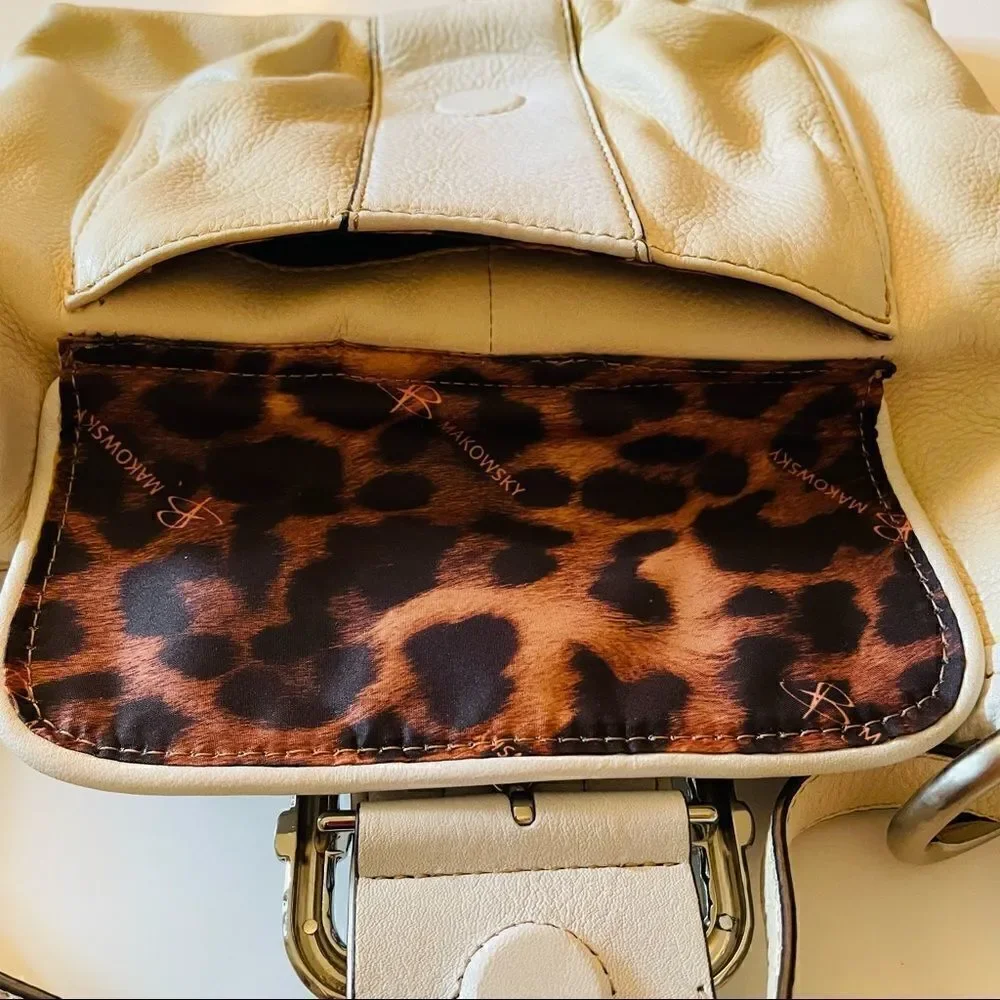 B MAKOWSKY | cream & white leather handbag - Picture 7 of 12